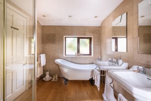 Photo 25- click for photo gallery